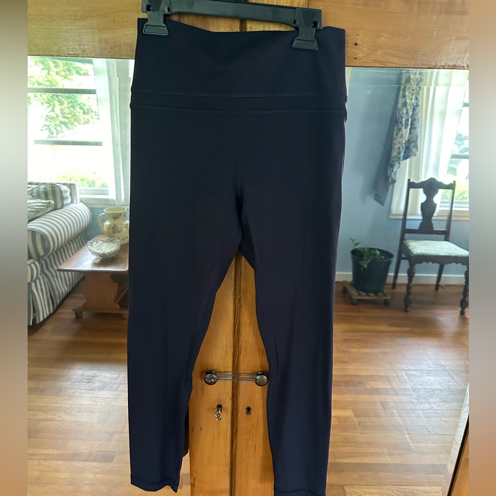 Amazon navy blue leggings. Size medium.